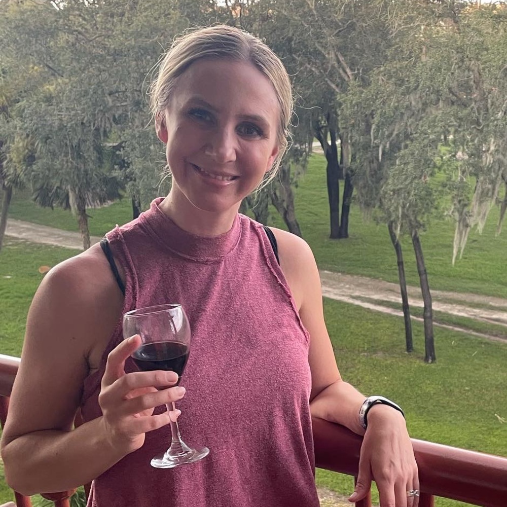 Meet your Posher, Hayley